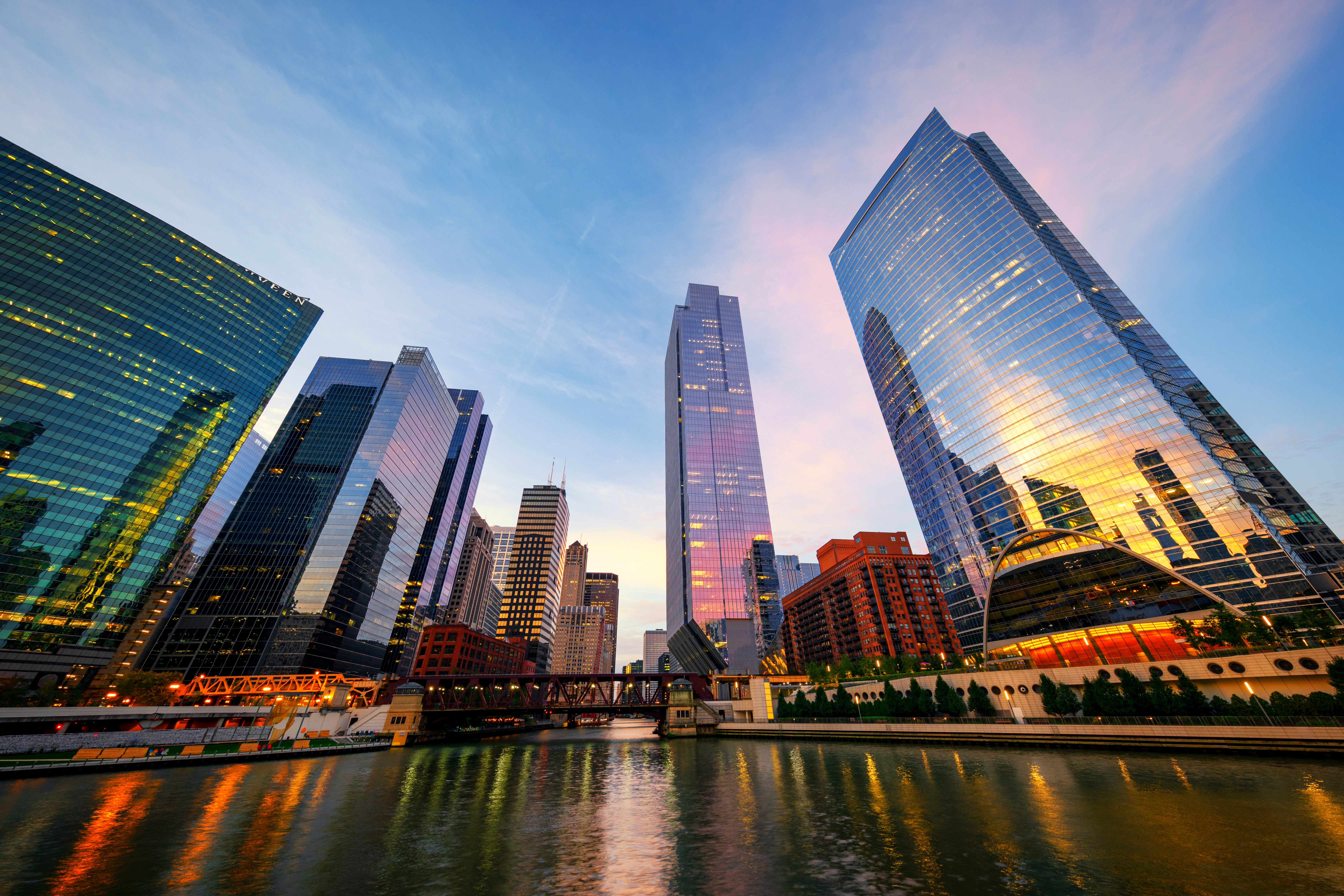 famous-view-chicago-morning-usa